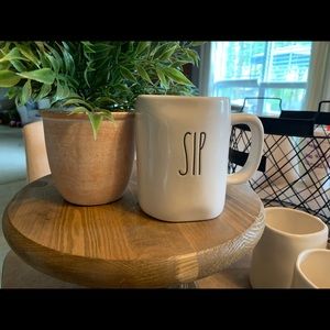 Rae Dunn SIP Mug